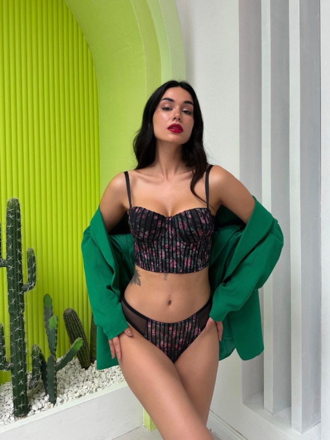 Siyah